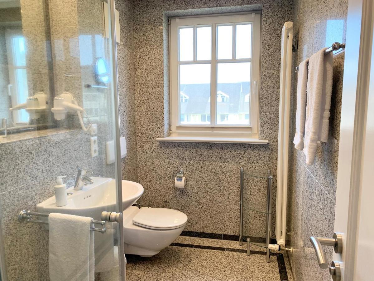 Komfort Mit 2 Schlafzimmern Und Balkon Im Dachgeschoss 069 Ostseebad Binz